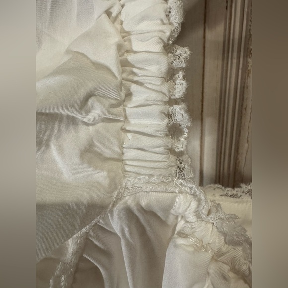 House of CB White Maxi Dress - Picture 11 of 14